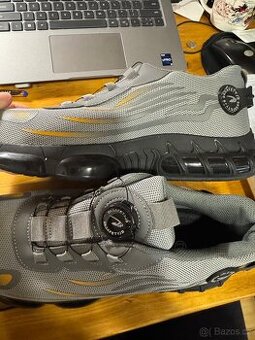 Bezpečnostní boty, vel. 43