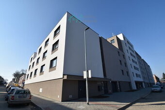 Pronájem, byt 2+kk, Pardubice, ul. Východní NOVÁ TESLA