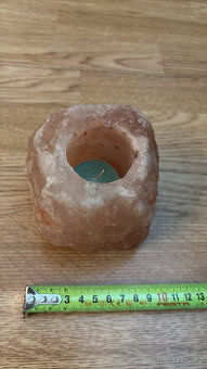 Solný svícen z krystalu soli, sůl