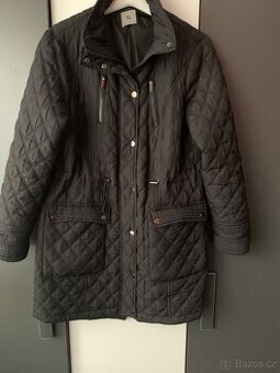 ČERNÝ TEPLÝ PROŠÍVANÝ 3/4 KABÁTEK, vel: 44/46