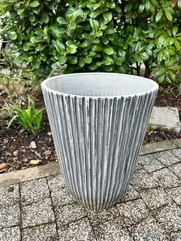 Venkovní květináč