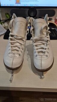 Prodám dívčí krasoblusařské brusle Botas Peggy vel. 28