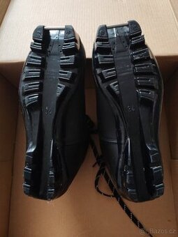 Dětské béžkové boty 34