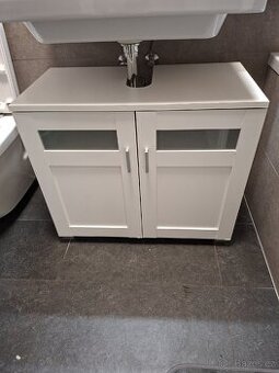 Skříňka pod umyvadlo