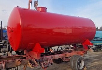 Cisterna na hákový nosič kontajnerov 12 m3 a 8,5 m3