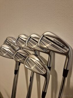 Cobra King Tour set želez 4-PW nové