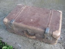 Starožitný kufr - 1