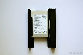 Hynix 15,36 TB NVMe U.2 SSD set (3200/2450 MB/s)