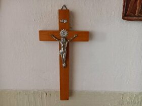 kříž s Kristem - 1