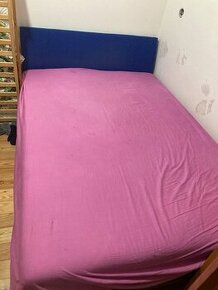 postel 140x200 úložný prostor