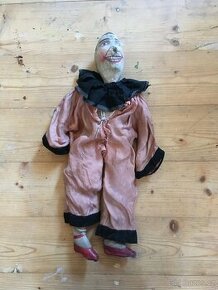 Starožitná malovaná hadrová panenka klauna
