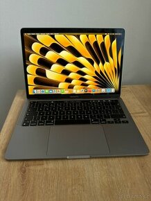 MacBook Pro 13,3" (2022) - M2/8GB/256GB záruka do 2028