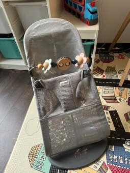 Lehatko/houpatko BabyBjörn se zárukou :-)
