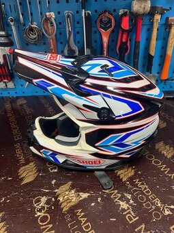 SHOEI VFX-W, vel. S
