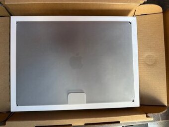 Prodám MacBook AIR 13,6 M2/16GB/512GB