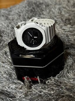 Hodinky Casio G-Shock GA-2100-7AER Carbon Core