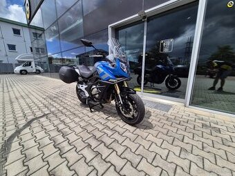 CFMOTO 650 MT PREMIUM