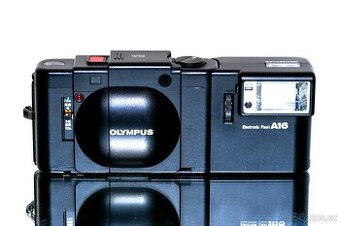Olympus XA + blesk A16