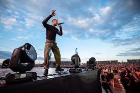 11.6.25 PRAHA IMAGINE DRAGONS golden