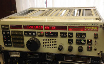 Krátkovlnný přijímač AEG Telefunken E 1800 D Komunikační při