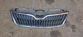 Maska rapid mrizka chladice skoda rapid 5J