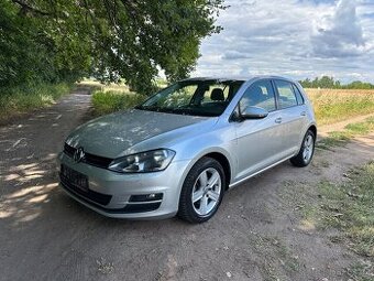 Volkswagen Golf 1,2 TSI 77 KW