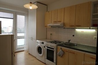 Pronájem 1+1, 33 m2 + balkon, Mladá Boleslav, Zalužanská ul.