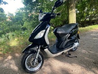 Piaggio Fly 150