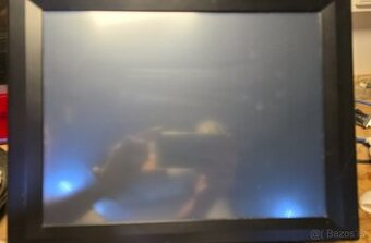 Dotykový monitor 15"