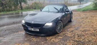 Bmw Z4 e85  3.0i 6.válec 170kw manuál. r.v.2003