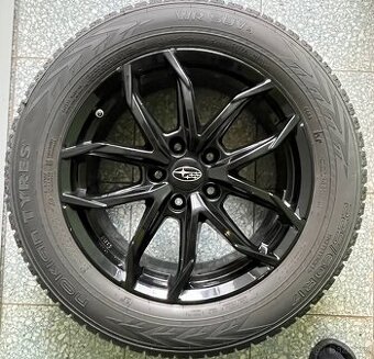 Alu 7,5x17 5x114,3 ET45 plus pneu