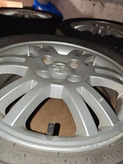 Originál kola Toyota Yaris