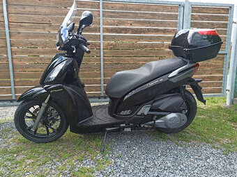 Kymco People GT 200i R.V.2011