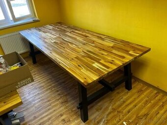 Stůl 100 x 235 cm - robustní, masiv - 1