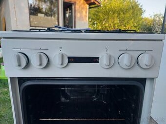 Plynový sporák Mora