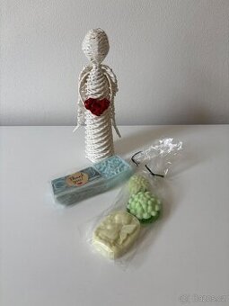 Sada mýdel a postavička anděla