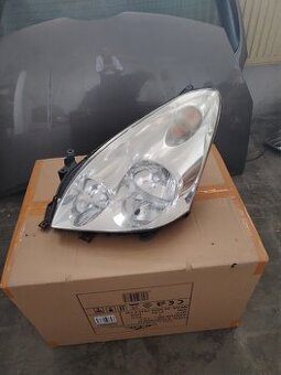 TOYOTA Corolla Verso 2006