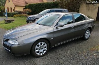 Alfa Romeo 166 2.4 JTDm Distinctive 129kW
