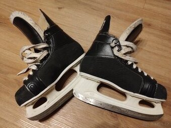 Lední brusle Botas 23 cm