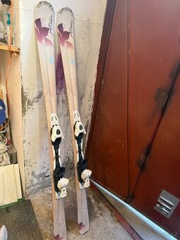 Damske lyze Atomic Cloud