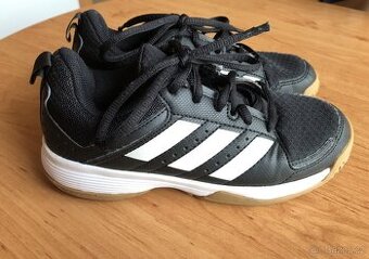 Prodám krásné sálovky vrl.34,zn. Adidas