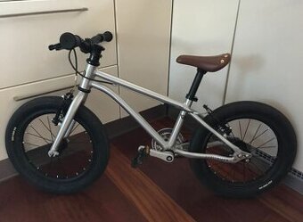 Jako nove Detske lehke kolo Early Rider Belter 16