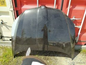 Přední kapota na Škoda Superb III