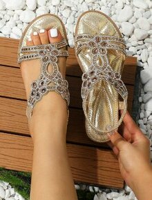 Dámské zlaté sandály s kamínky