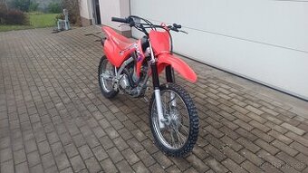Honda crf 125f