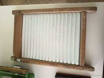 Stará keramická valcha