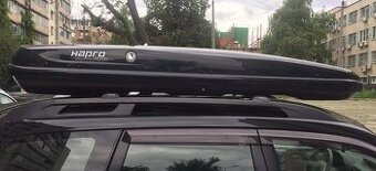 střešní box Hapro Nordic 10.8 černý lesklý