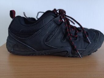 Chlapecké černé boty bpc vel. 38