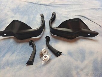 Blástry, kryty rukou, BMW nové