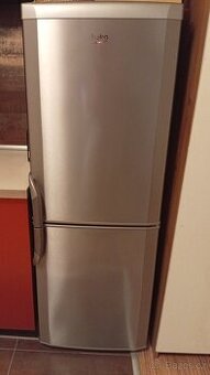 Kombinovaná chladnička s mrazničkou